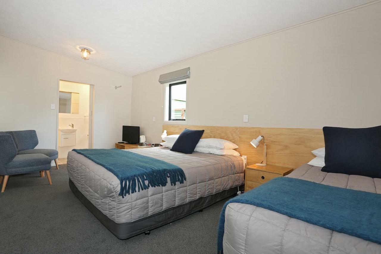 Shakespeare House Bed & Breakfast Te Anau Luaran gambar
